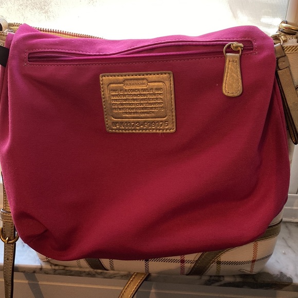 Authenticated Coach Peyton Tattersall File Crossbody - Picture 12 of 16